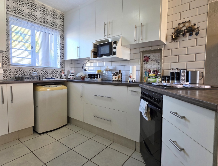 2 Bedroom Property for Sale in Aston Bay Eastern Cape